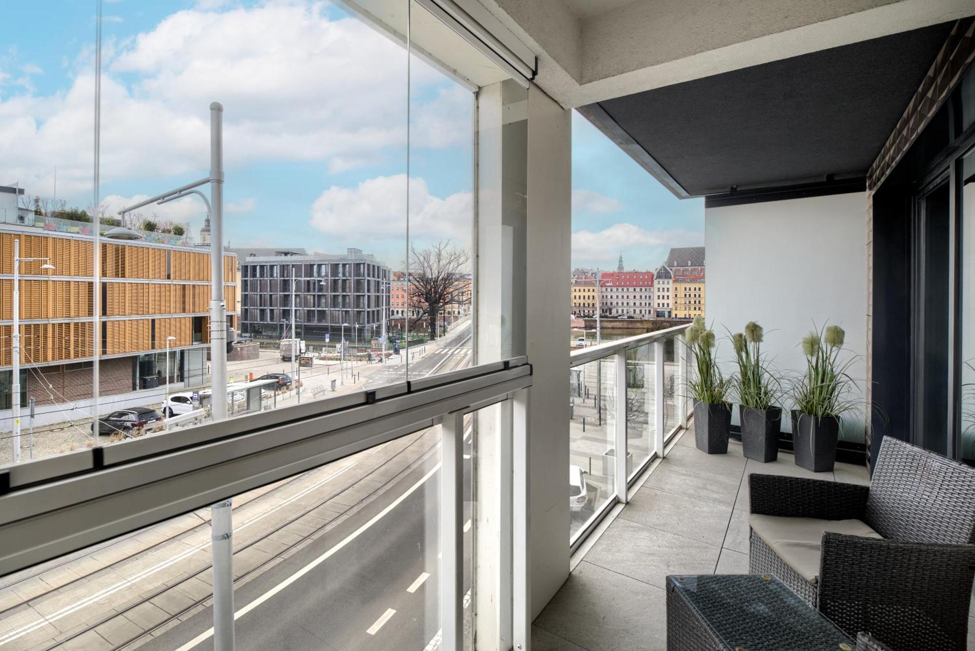 About Art Apartments Вроцлав Екстериор снимка